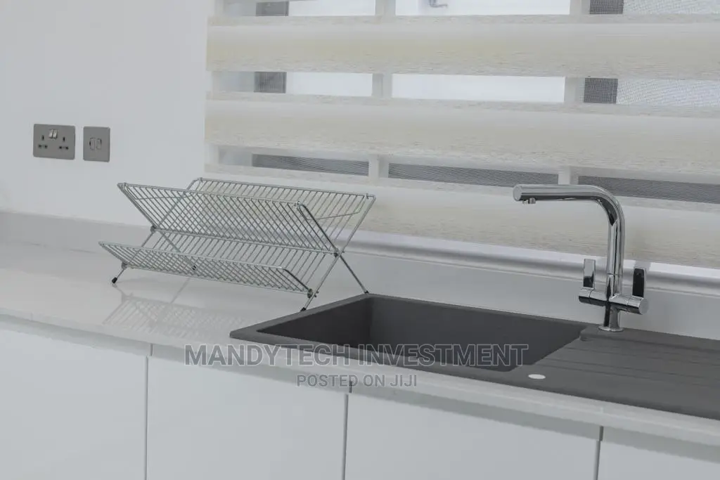 Furnished 4bdrm Mansion in School Junction for sale