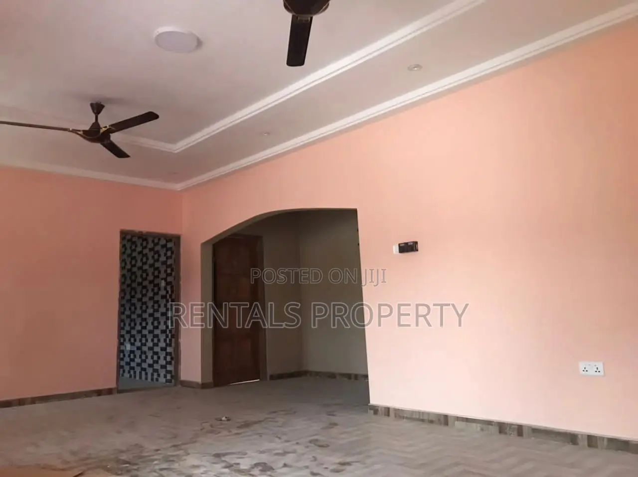 2bdrm Block of Flats in Penteng, Adenta for rent