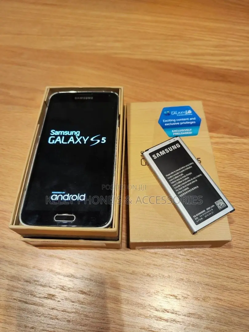 New Samsung Galaxy S5 16 GB Black