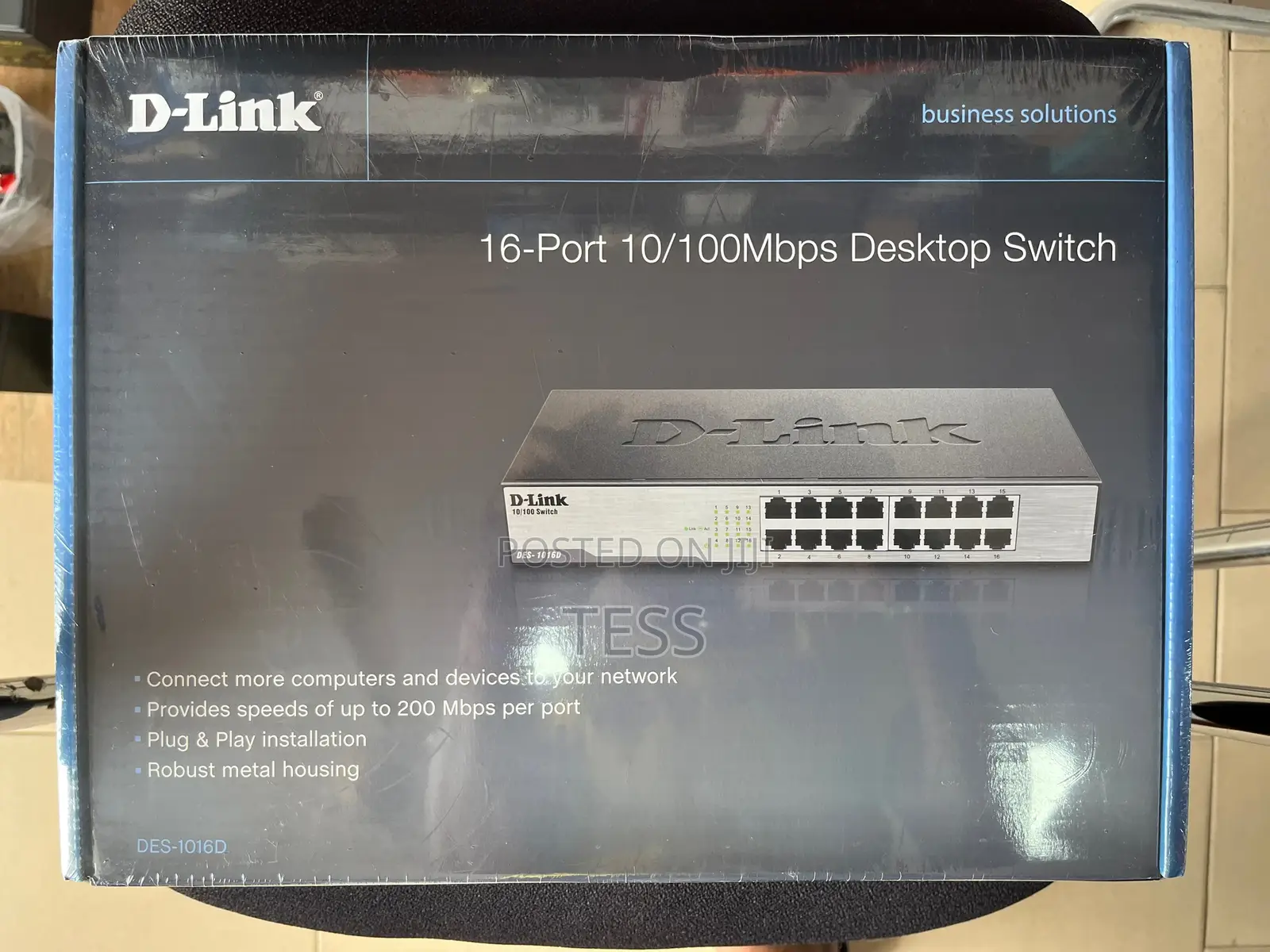 D-Link 16-Port Fast Ethernet Unmanaged Desktop Switch