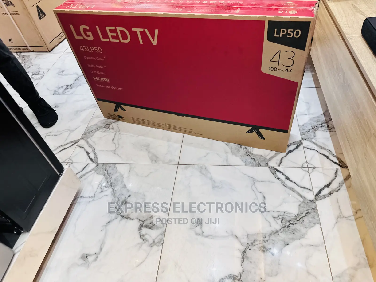 Spectacular View 43LP5000PTA FHD Satellite Digital Tv