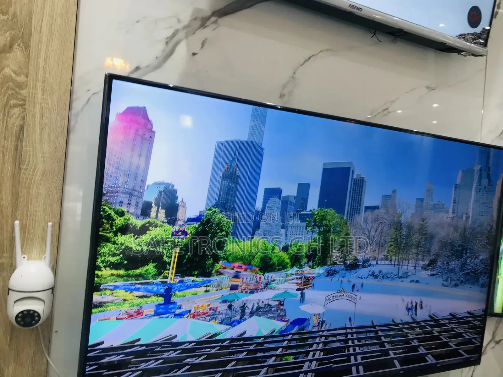 Good Deal on QLED Samsung 65 UHD Inches Glossy Q60B Tv