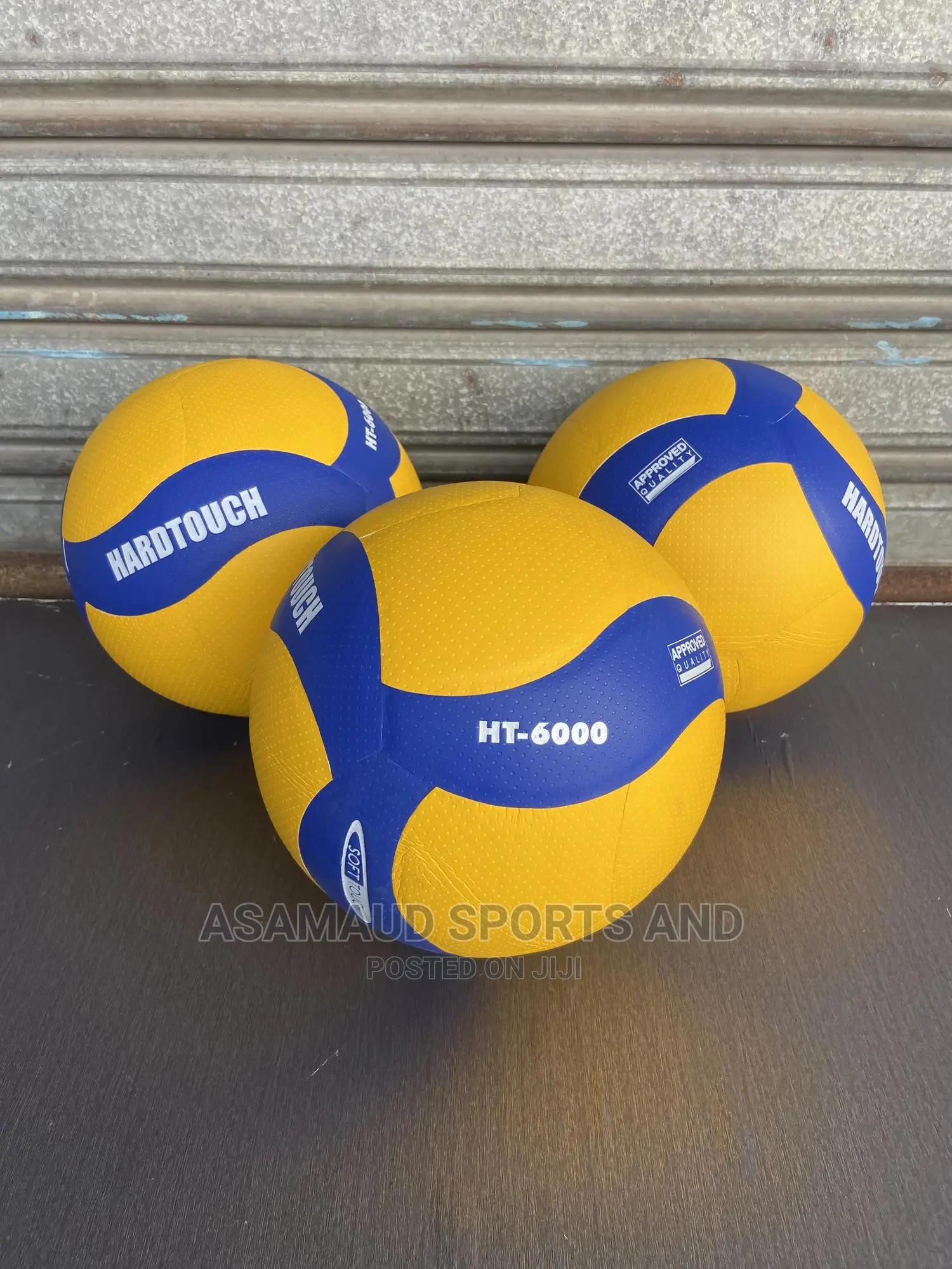 Original Hard Touch Vollyball at Cool Price
