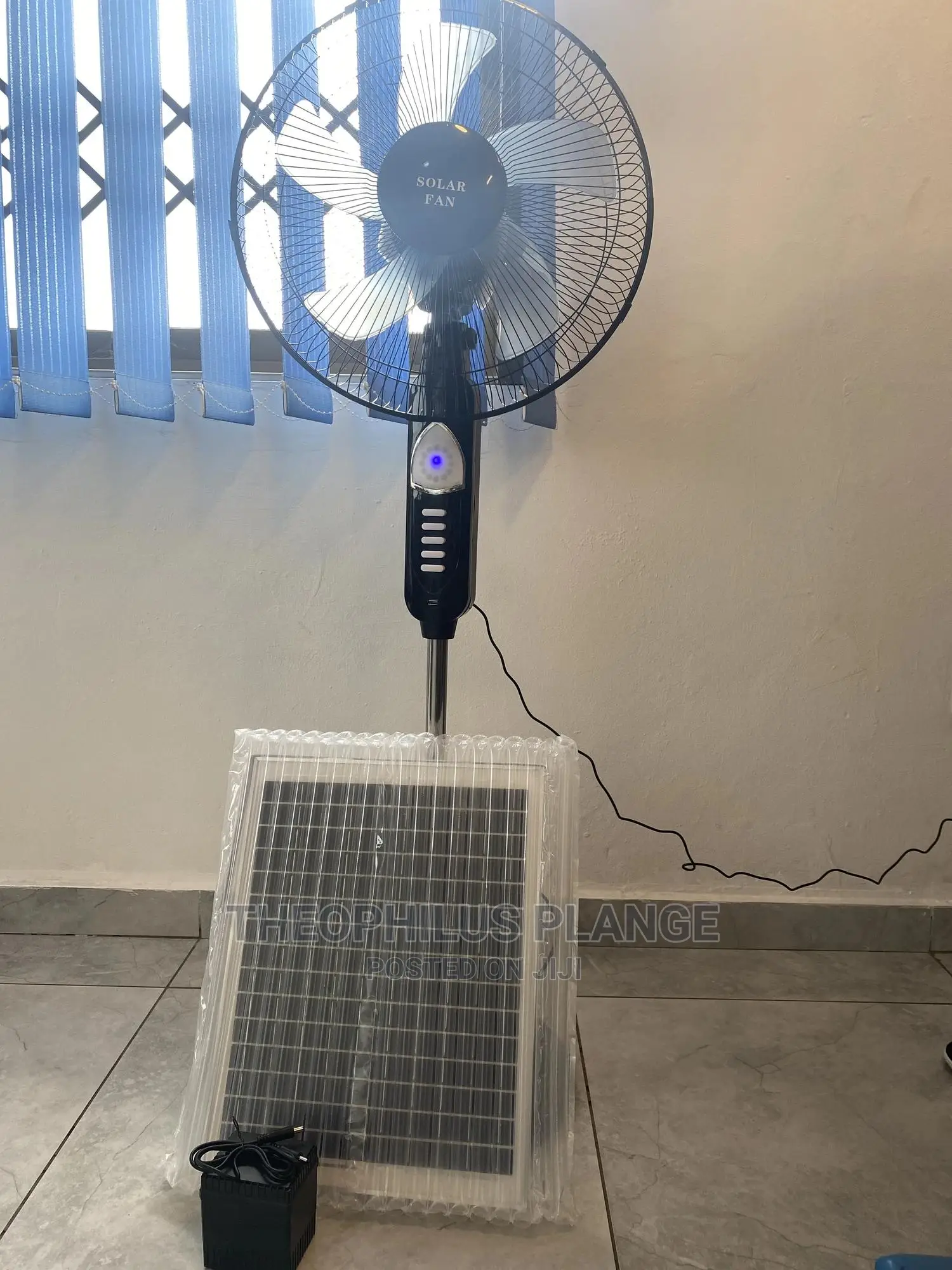Solar Rechargeable Fan. With Extra Battery And Solar Panels