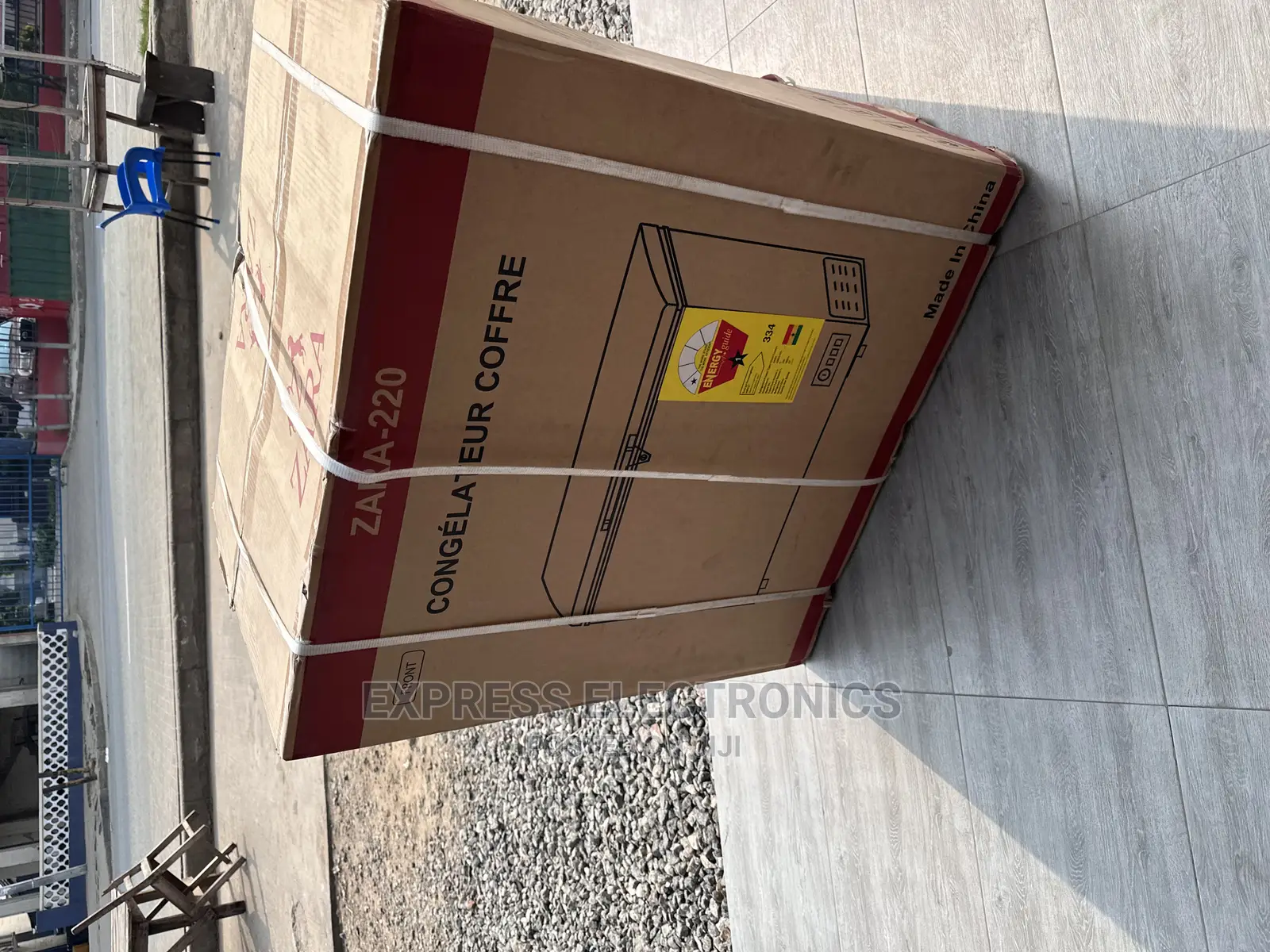 1 Unique Design Single Door Chest Freezer 200L Zara