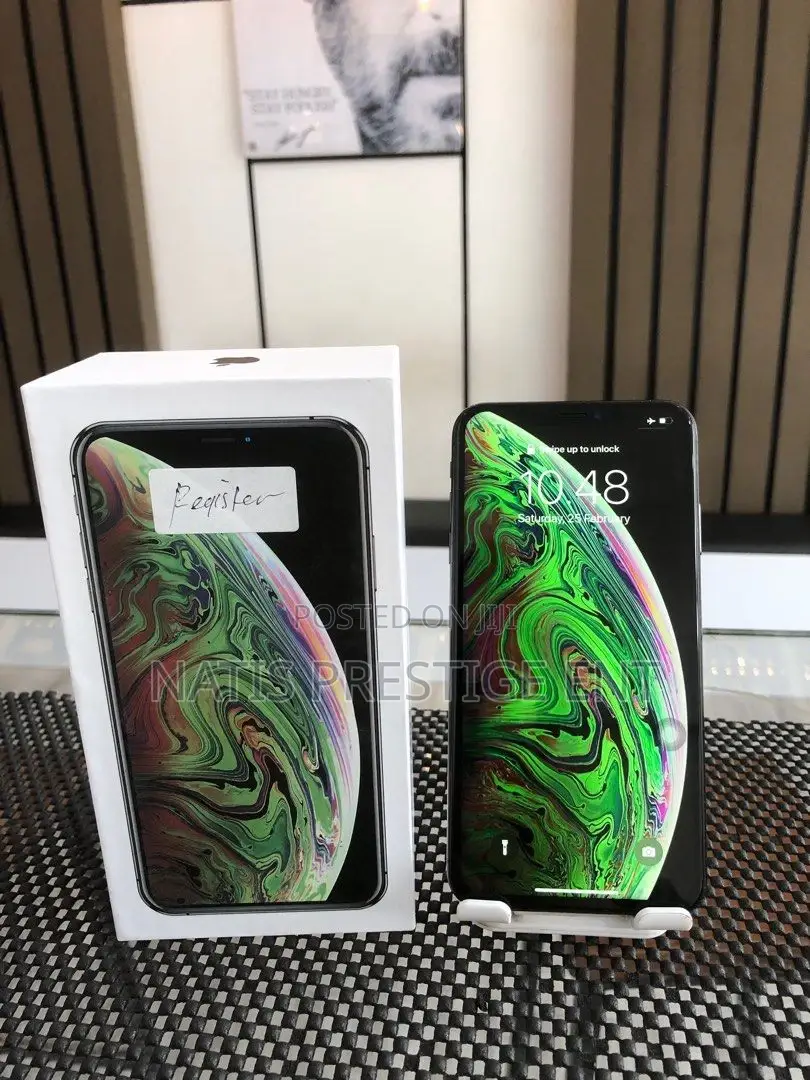 Apple iPhone XS Max 64 GB Black