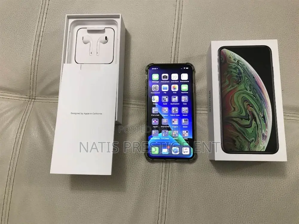 Apple iPhone XS Max 64 GB Black