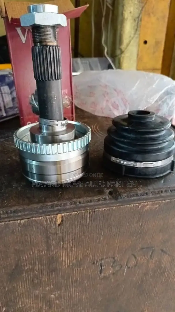 Mercedes Benz G-Wagon New DRIVE SHAFT HEAD in Stock