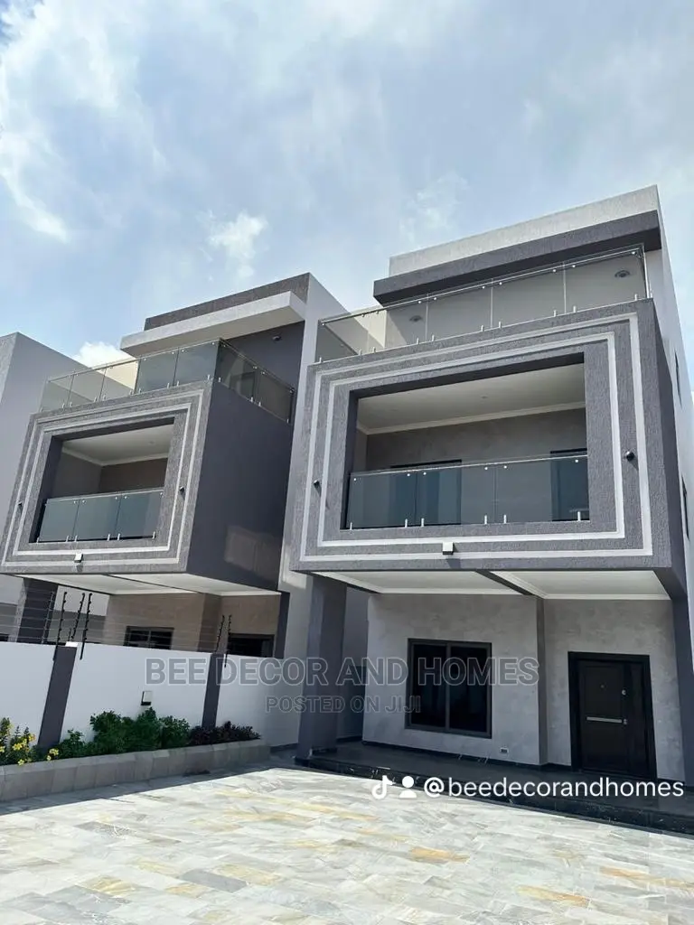 5bdrm Mansion in Bee Decor And Homes, East Legon for rent