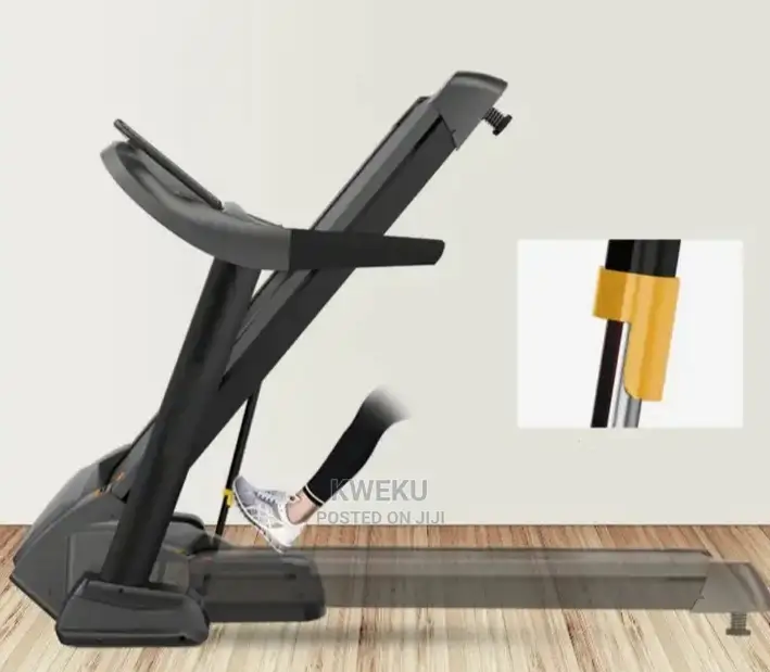 Semi Commercial Treadmill Q6