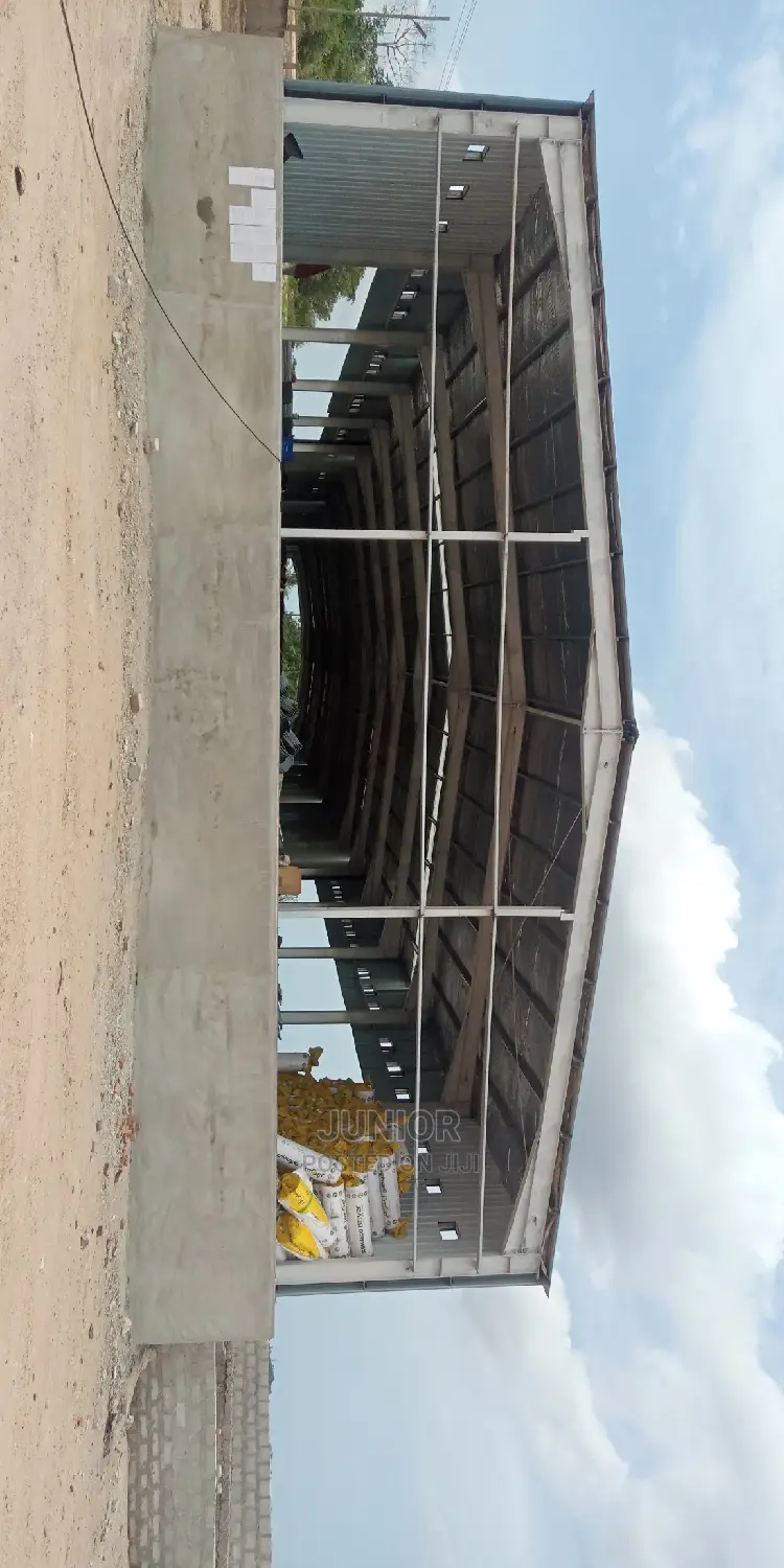 CAL 4 PRICE. Structure for Poultry Other Livestock Farming