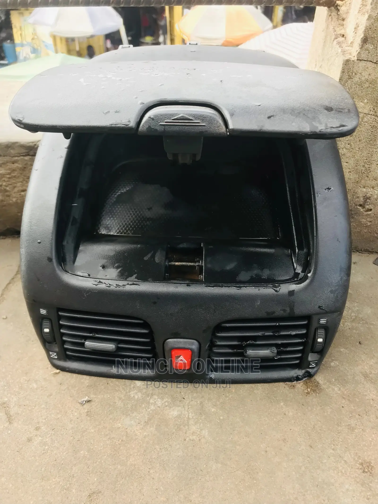 Nissan Almera Dashboard Top Vent