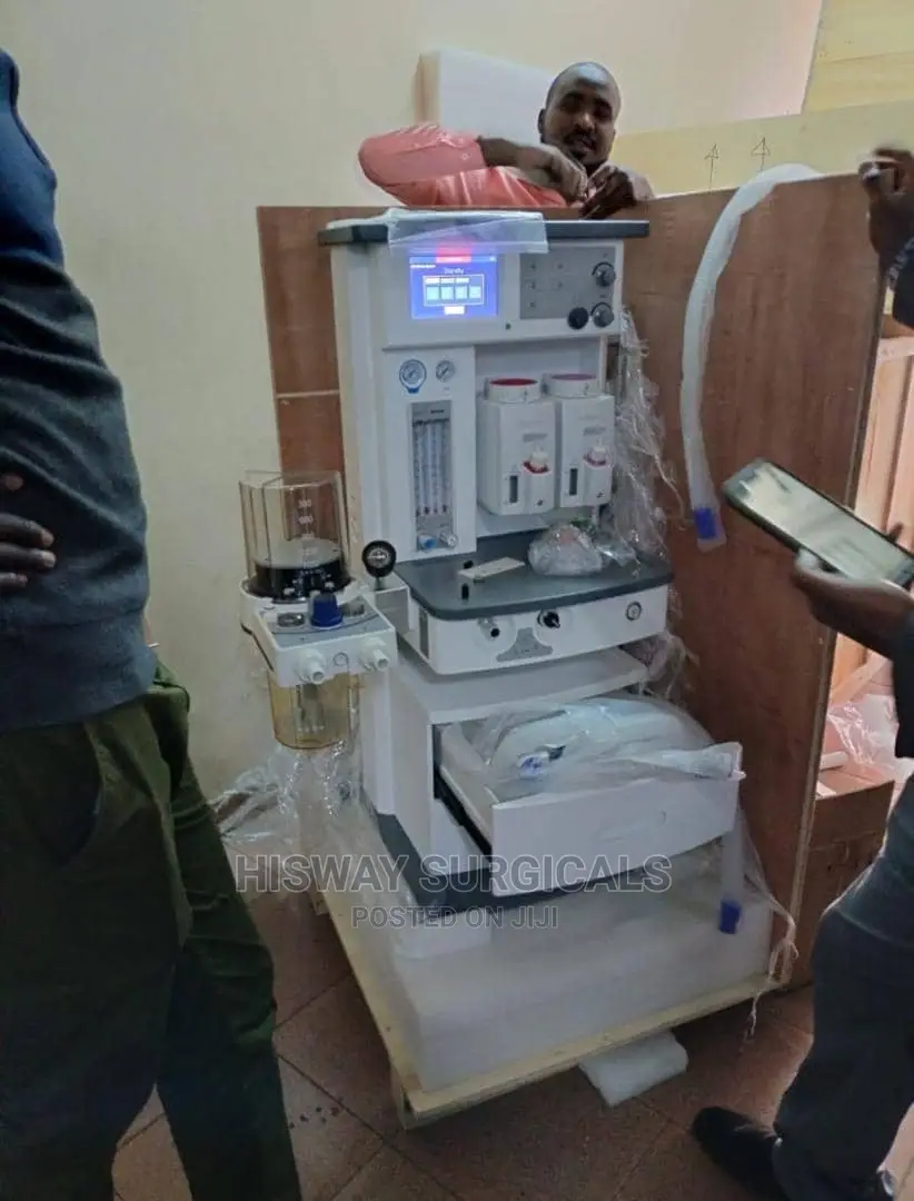 Anaesthesia Machine With Two Vaporizers