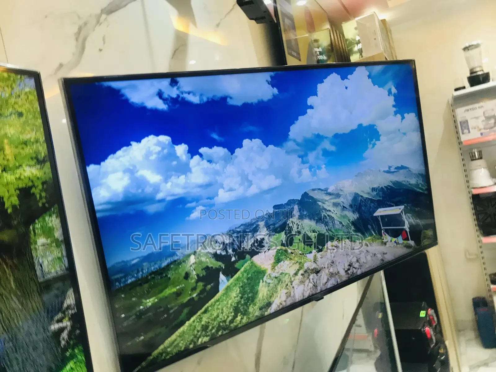 Affordable Yet Quality 70 Inches Glossy Nano76 LG LED Tv