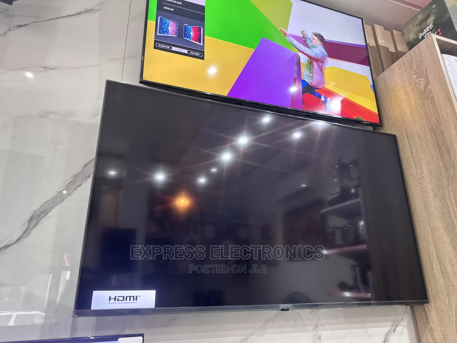 32”Tu5300 FHD Smart Samsung Glossy Screen Slim Tv 