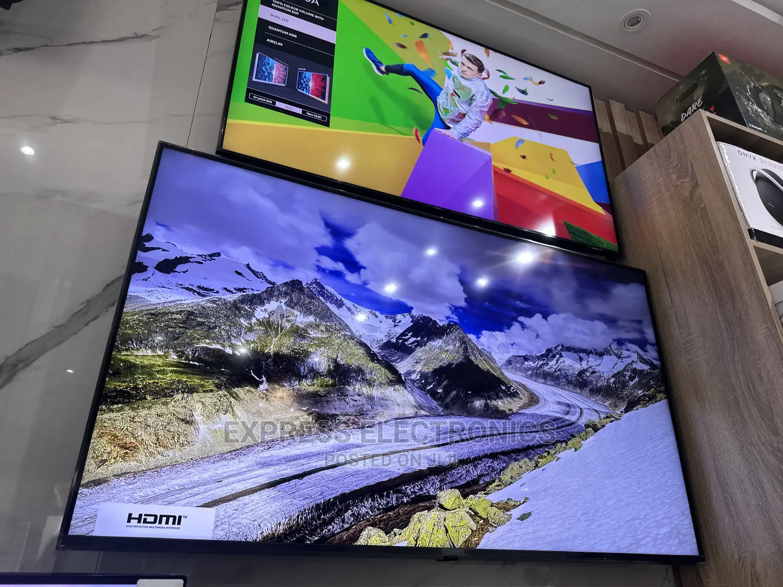 32”Tu5300 FHD Smart Samsung Glossy Screen Slim Tv 