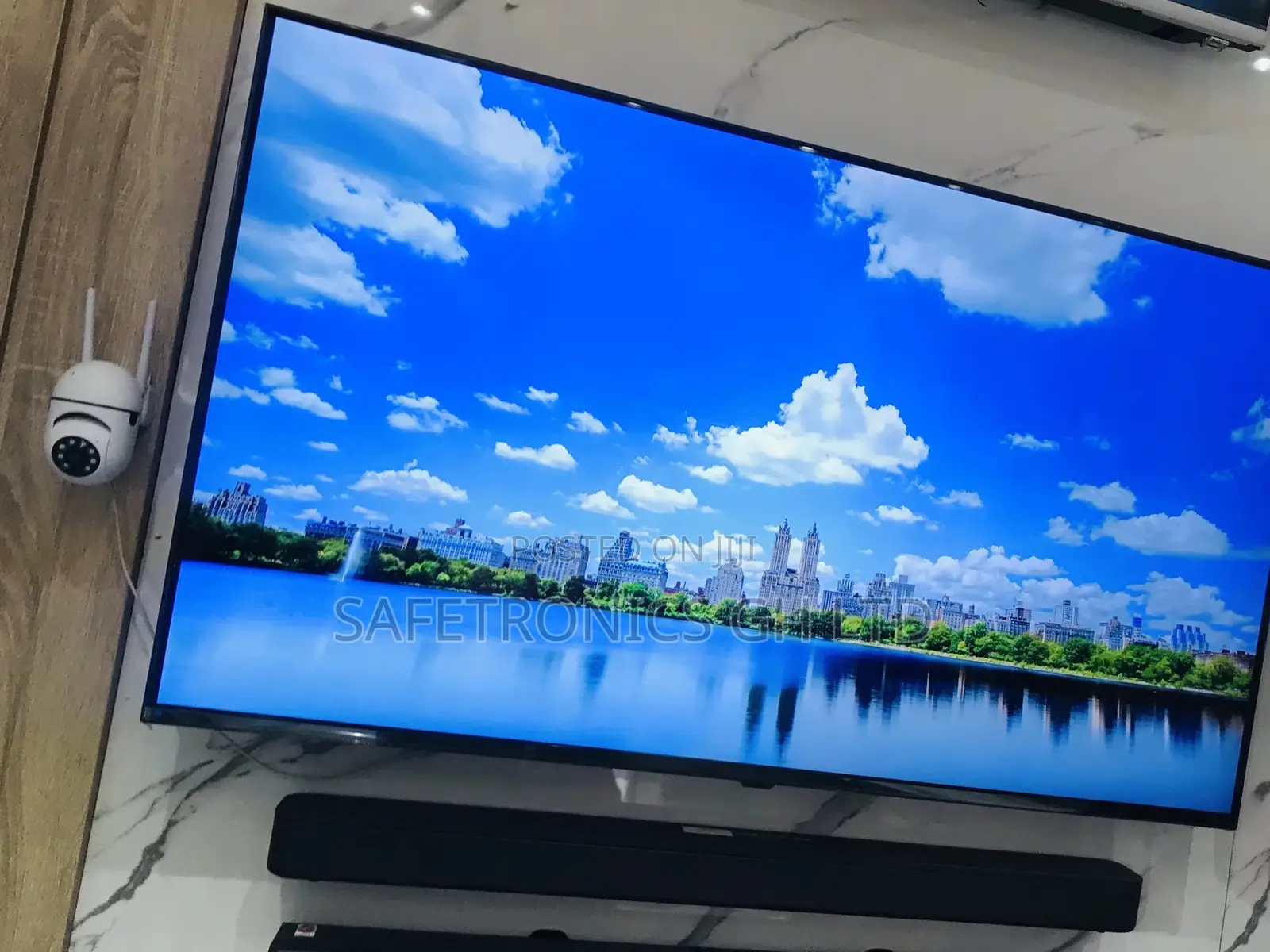 AU71 Samsung LED UHD Crystal Smart 65 Inches Tv