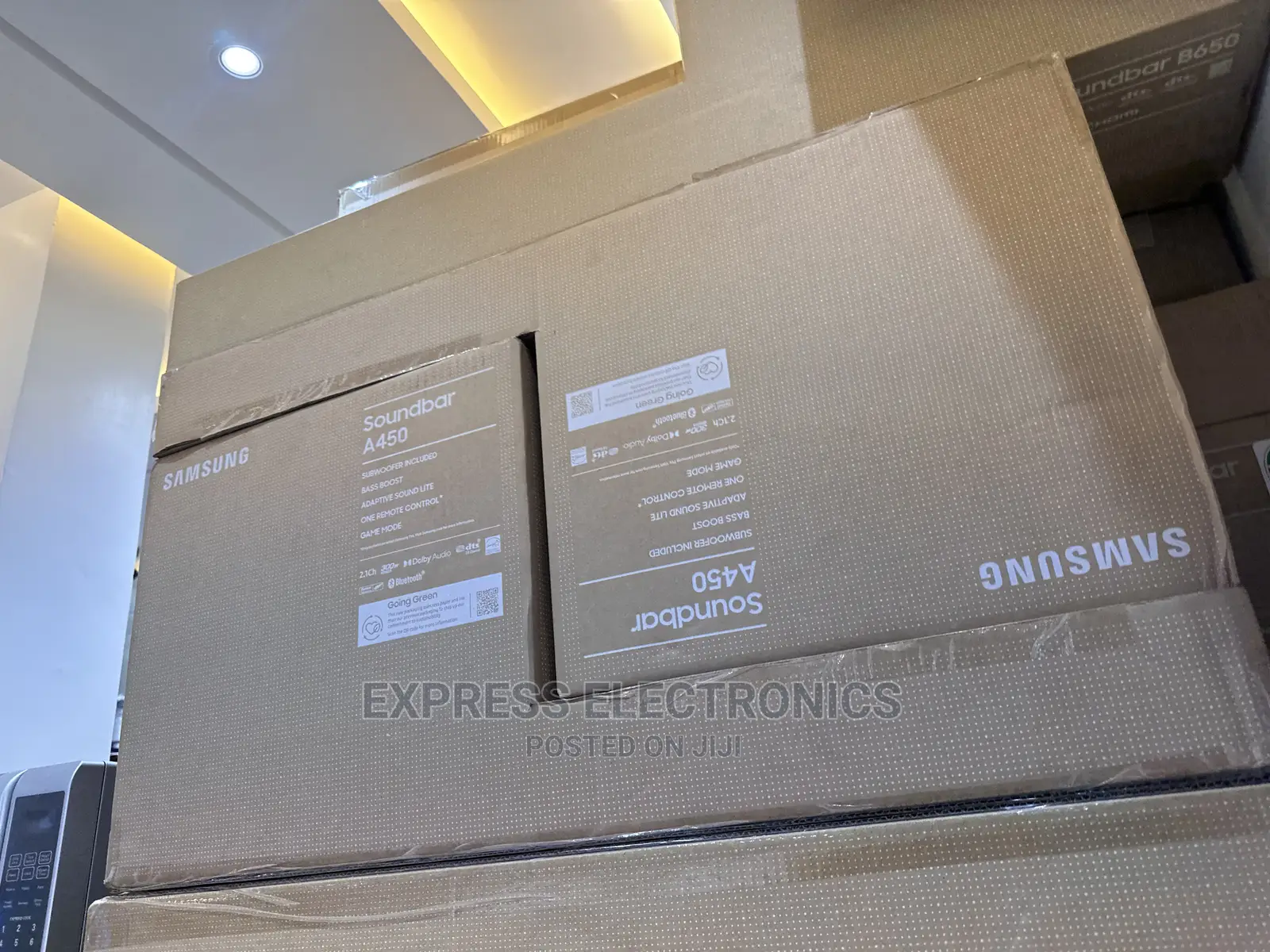 HW-B650 Lovely  Sleek Samsung Soundbar With Woofer
