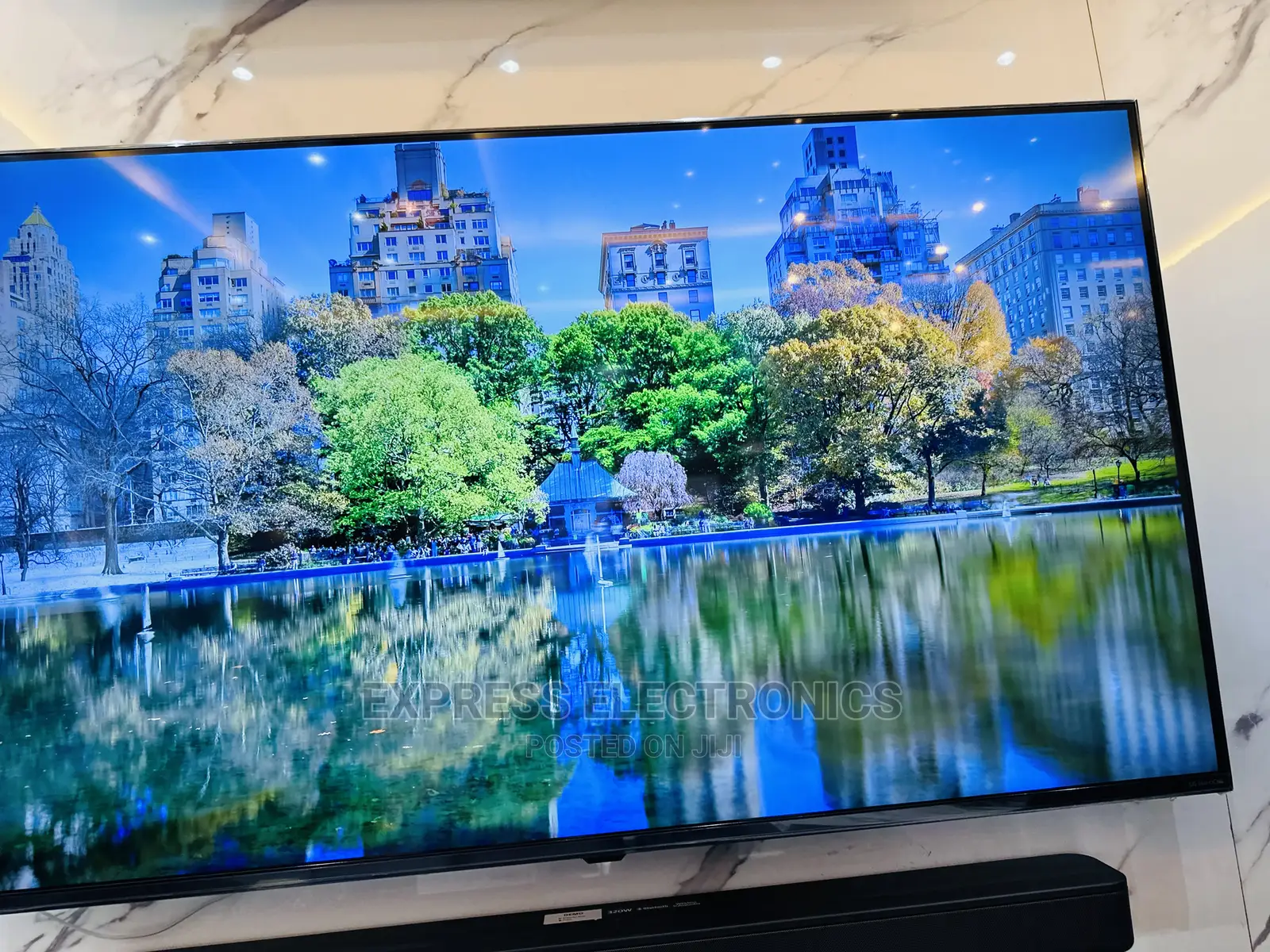 Crisper Dialogue UHD Smart Samsung 50”Au7022 Tv