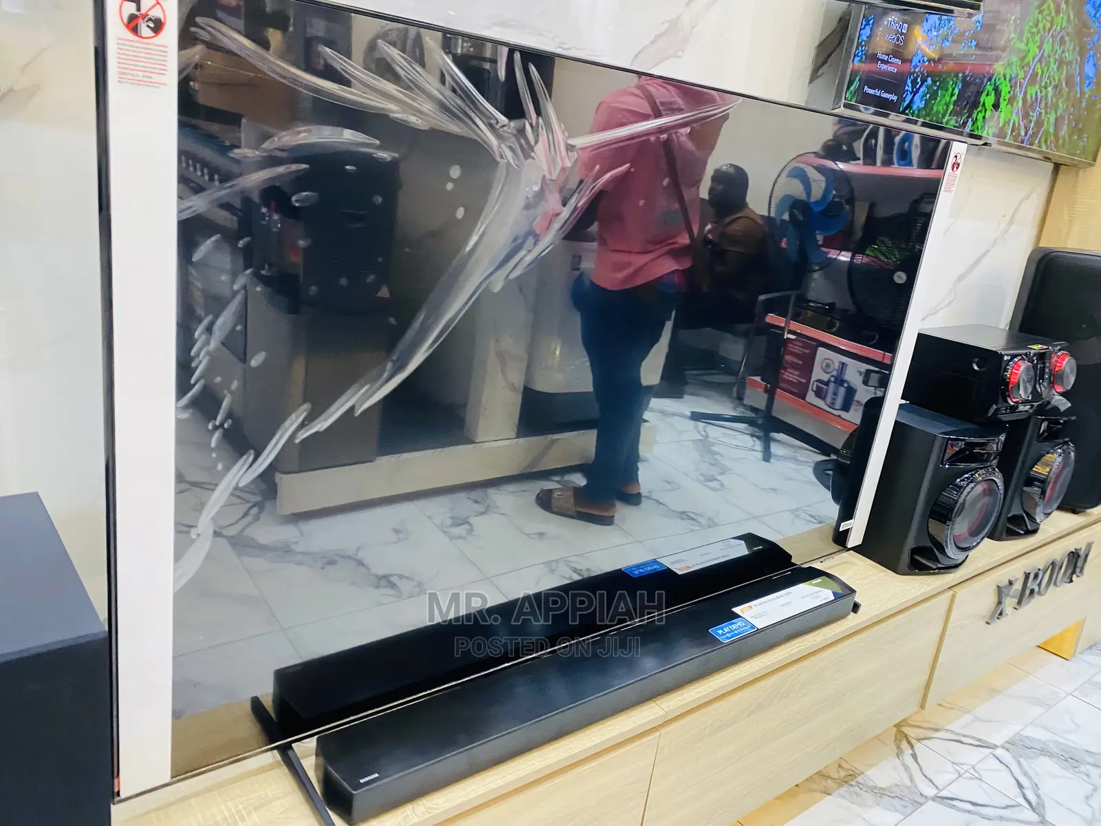 Brand New Samsung 65 Inch(60AU7172)Uhd Crystal LED Tv 