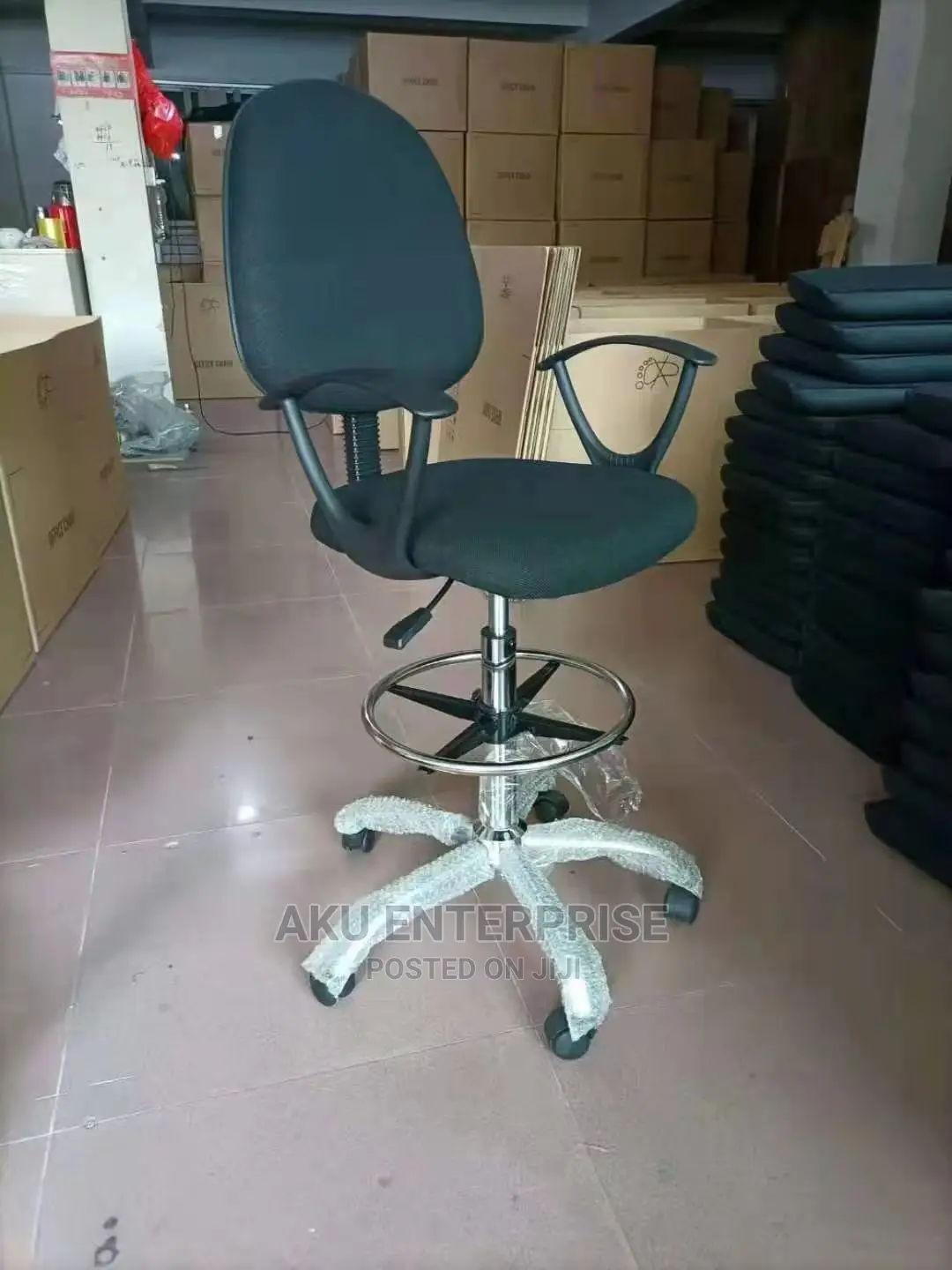 Counter Chair High Adjustable Leg Rest