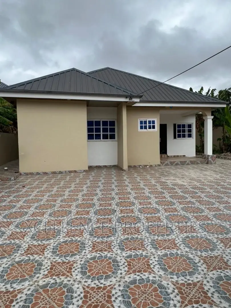 3bdrm Apartment in Xcellence Properties, East Legon for rent