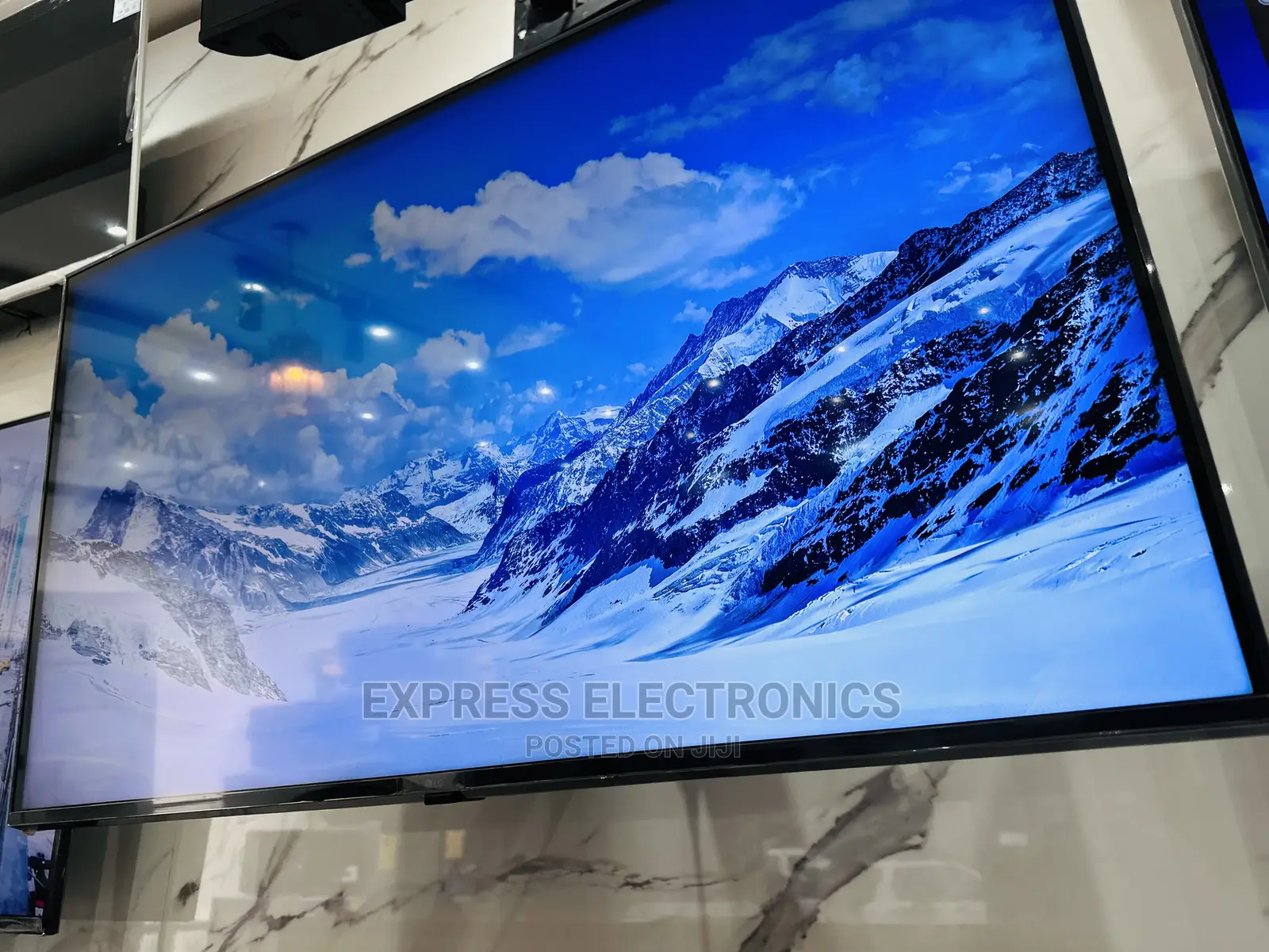 Quality Sleek Samsung Uhd Smart Ua55”Au7000 Tv