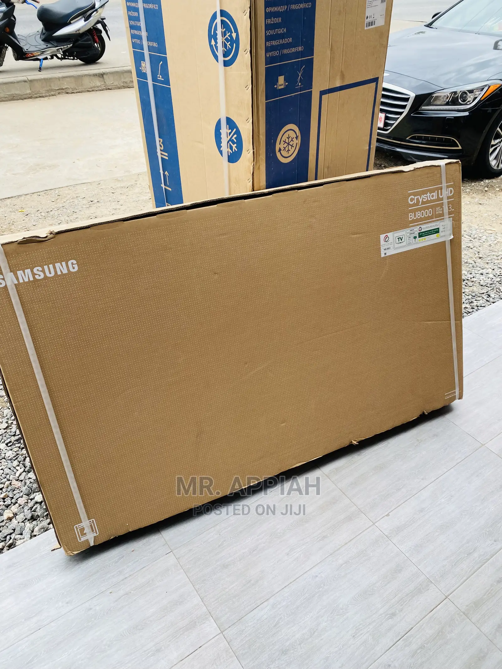Elegant Black Samsung 65inch  UHD Smart Tv(65BU8000)