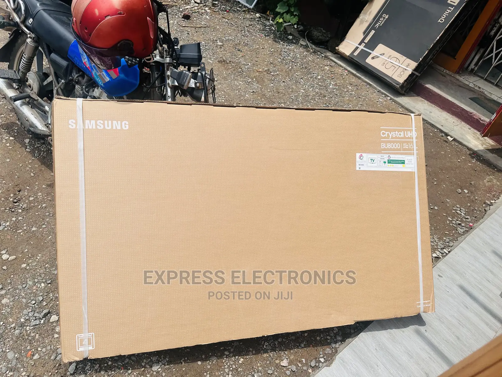 Bu8002 Series 8 2022 Model Samsung UHD Smart 65”Tv
