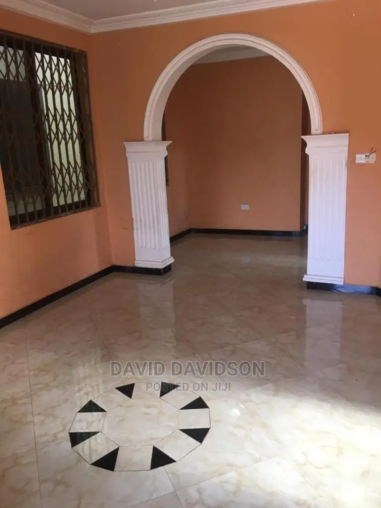 2bdrm Apartment in Executive 2 Bedroom, Tema Metropolitan for rent
