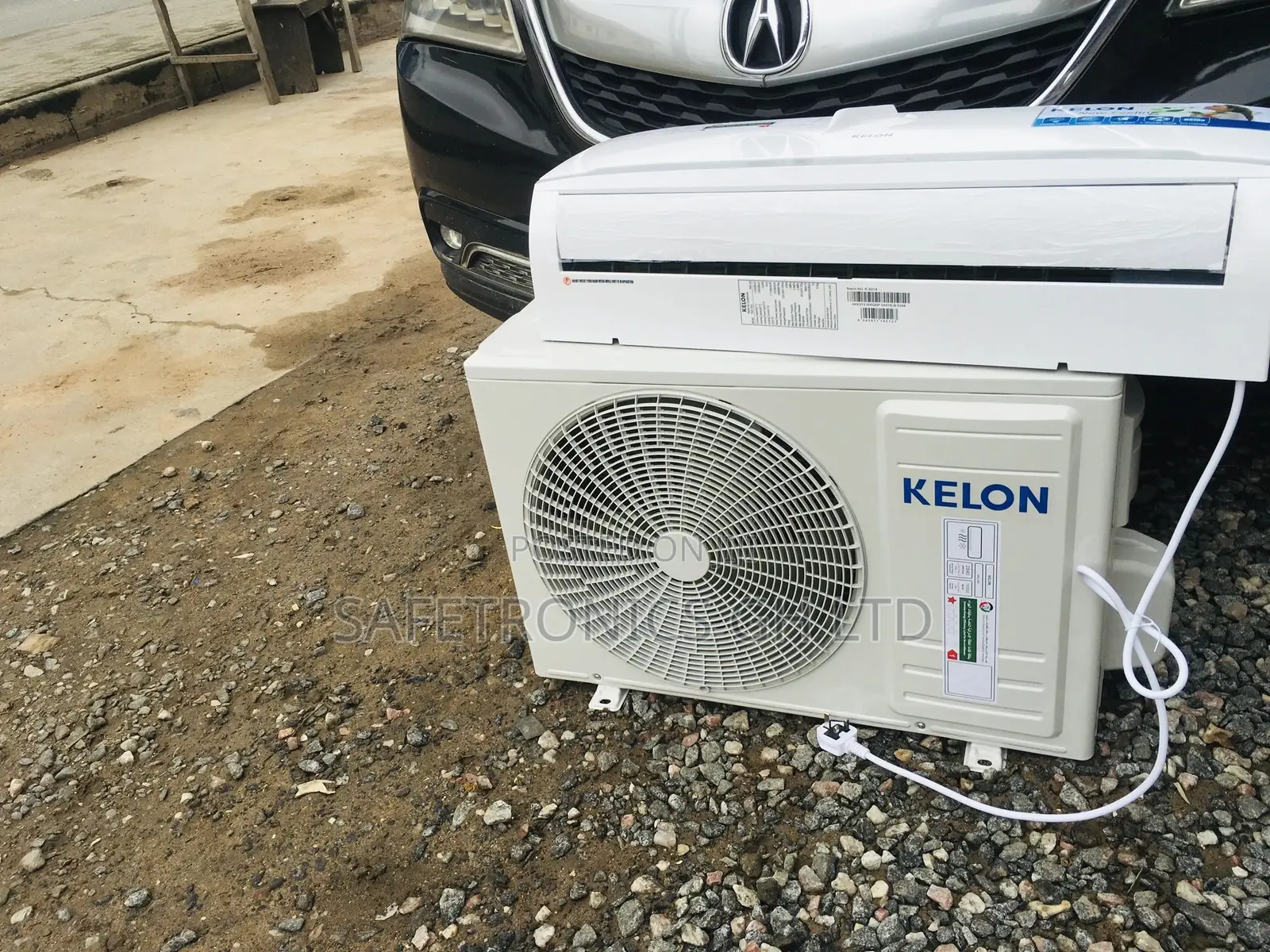 Adorable Airconditioner Split R410 1.5hp Kelon