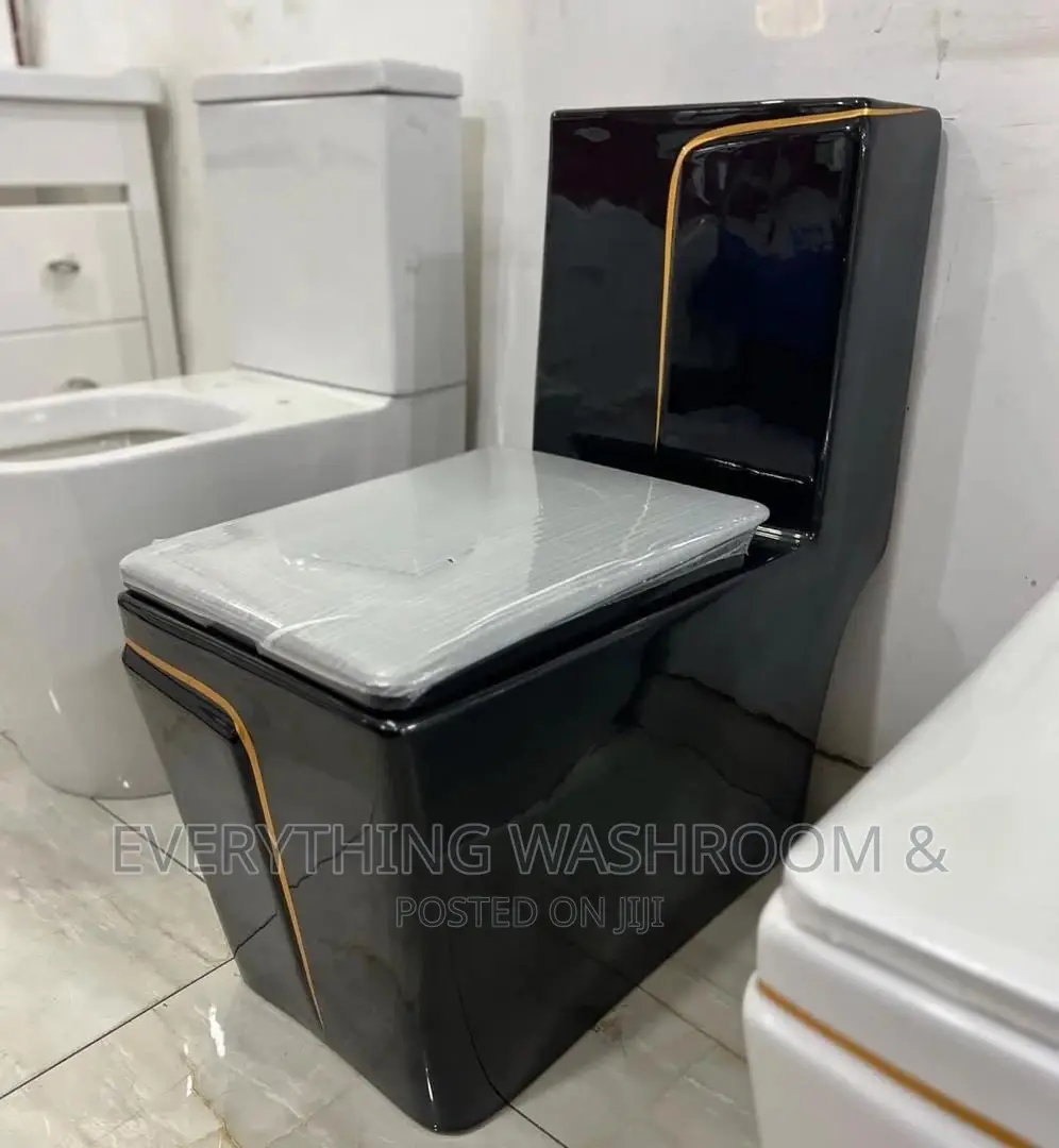 Gold and Black Wc-British Designed Wc-Master Bedroom Wc-WCS