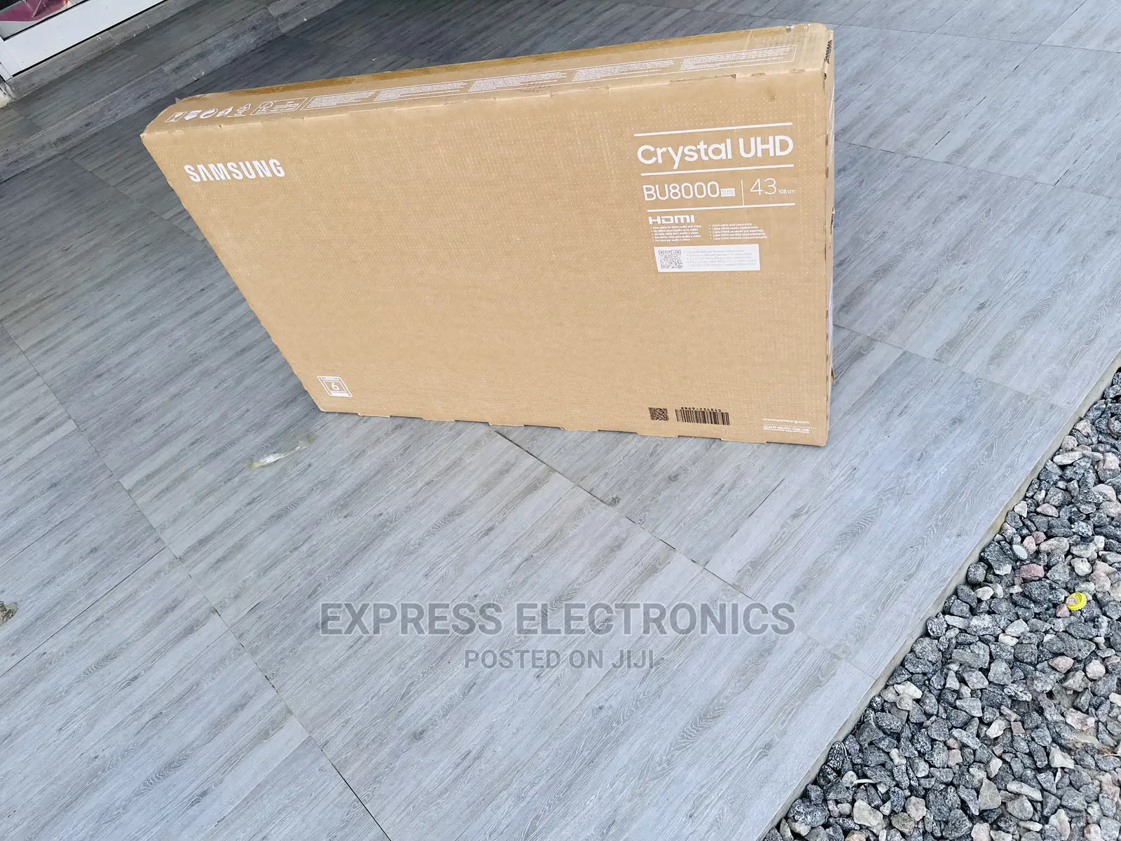 Upgrade Your Viewing Experience Cu7172 43”UHD Samsung