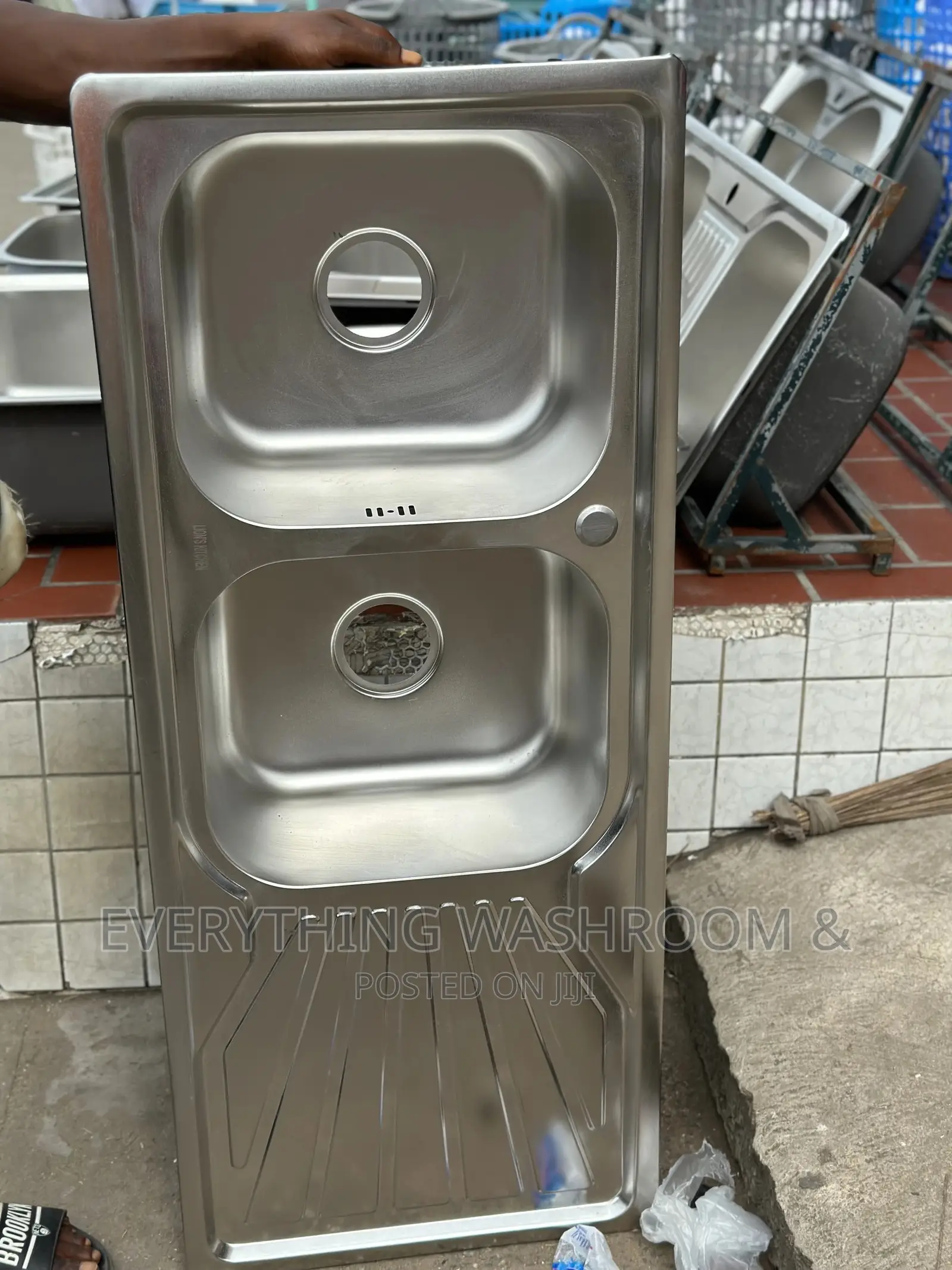 Double Bowl Sink With Accessories