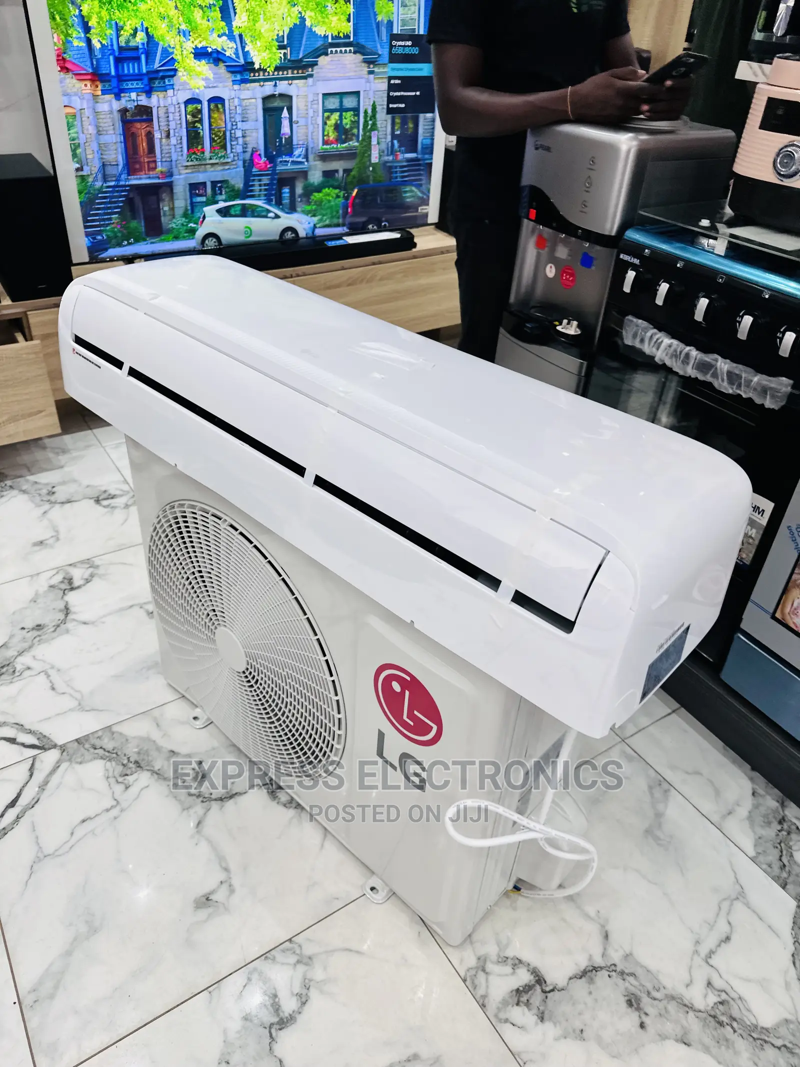 LG 2.5hp Split Panel Sleek White Design R410 AC