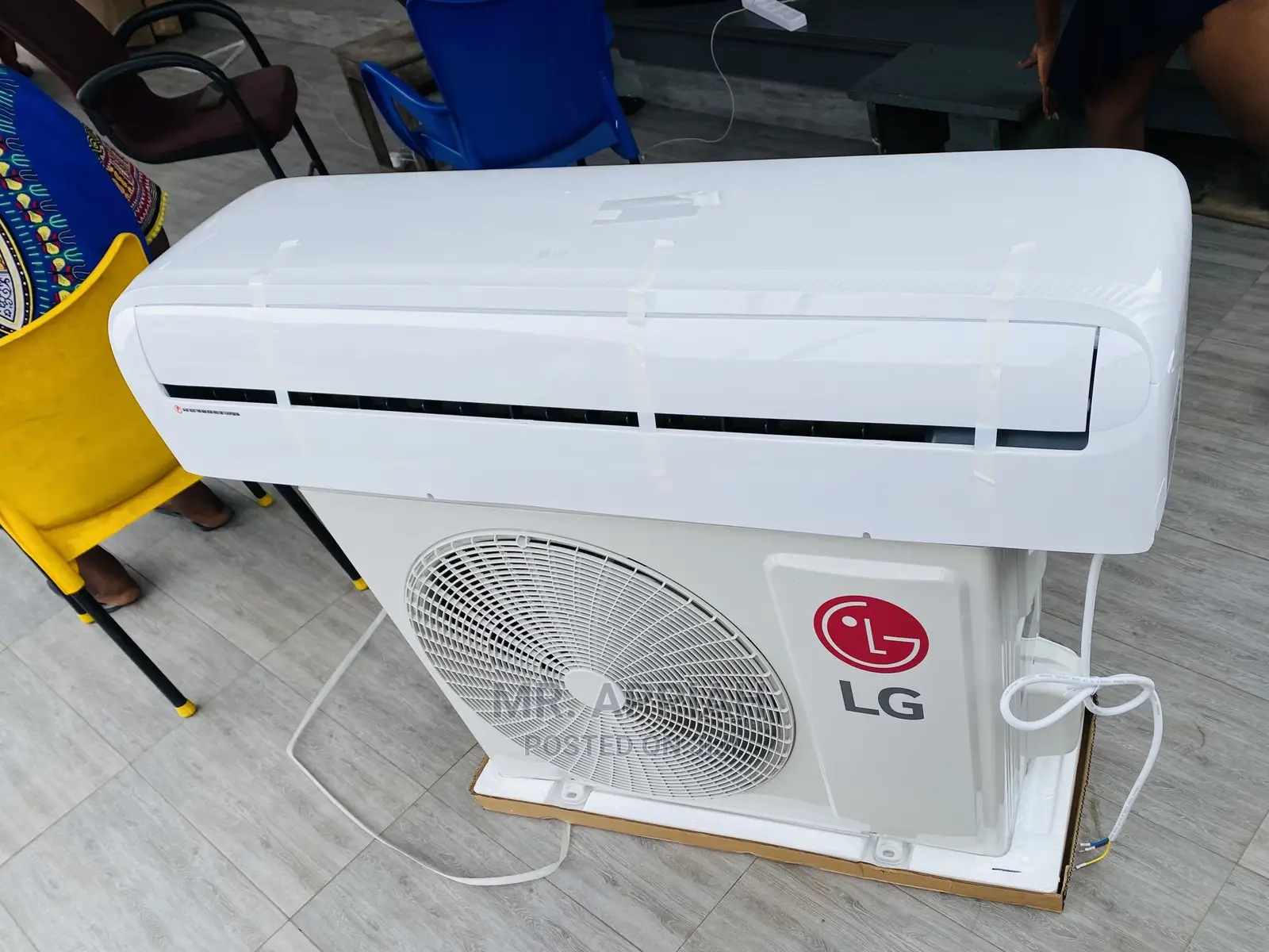 Low Cost  LG 2.5hp R410 Gas Split Type Air Conditioner.