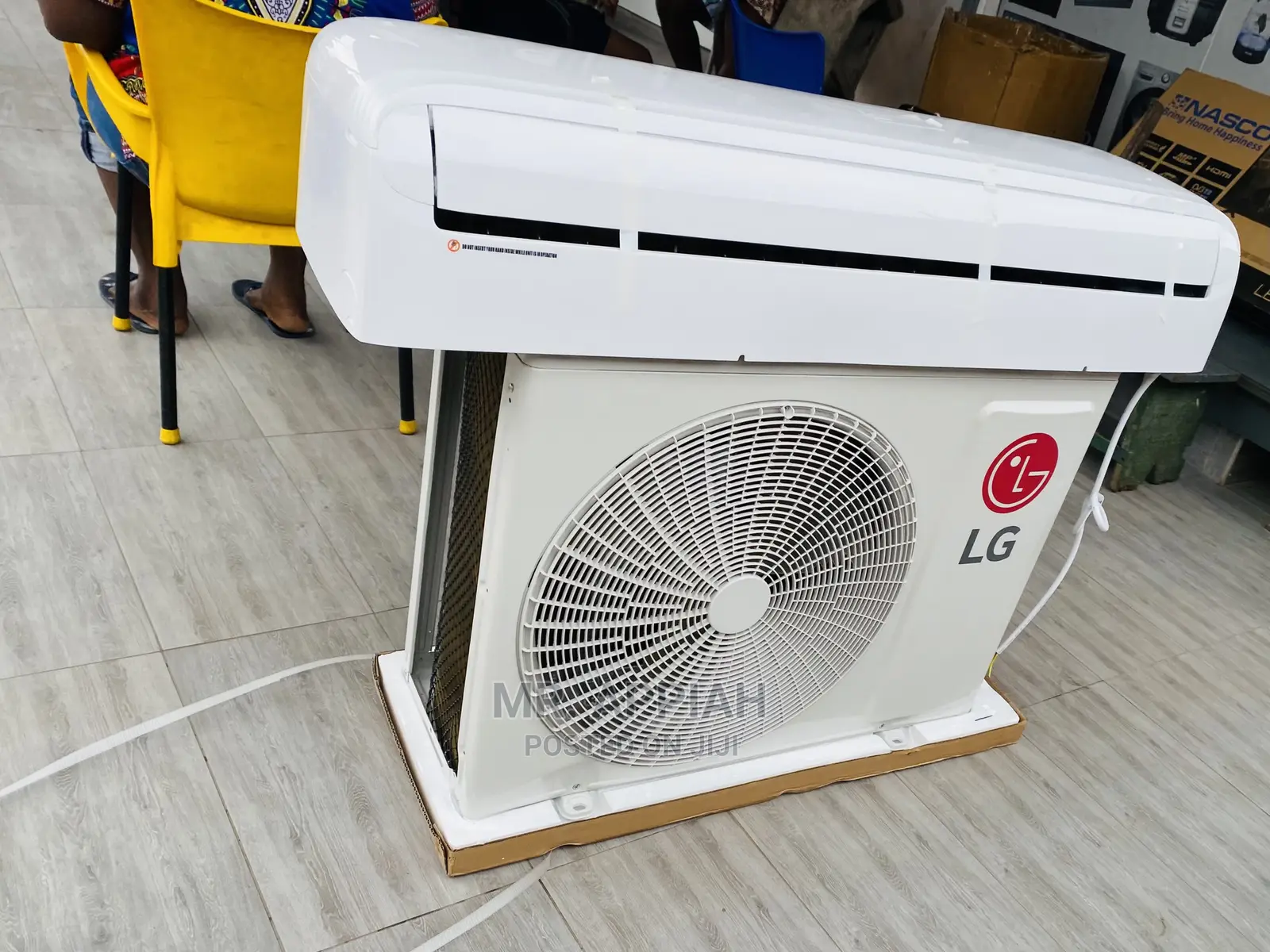 LG 2.0hp Split Type Ac Cools Faster, Feather and Wider.