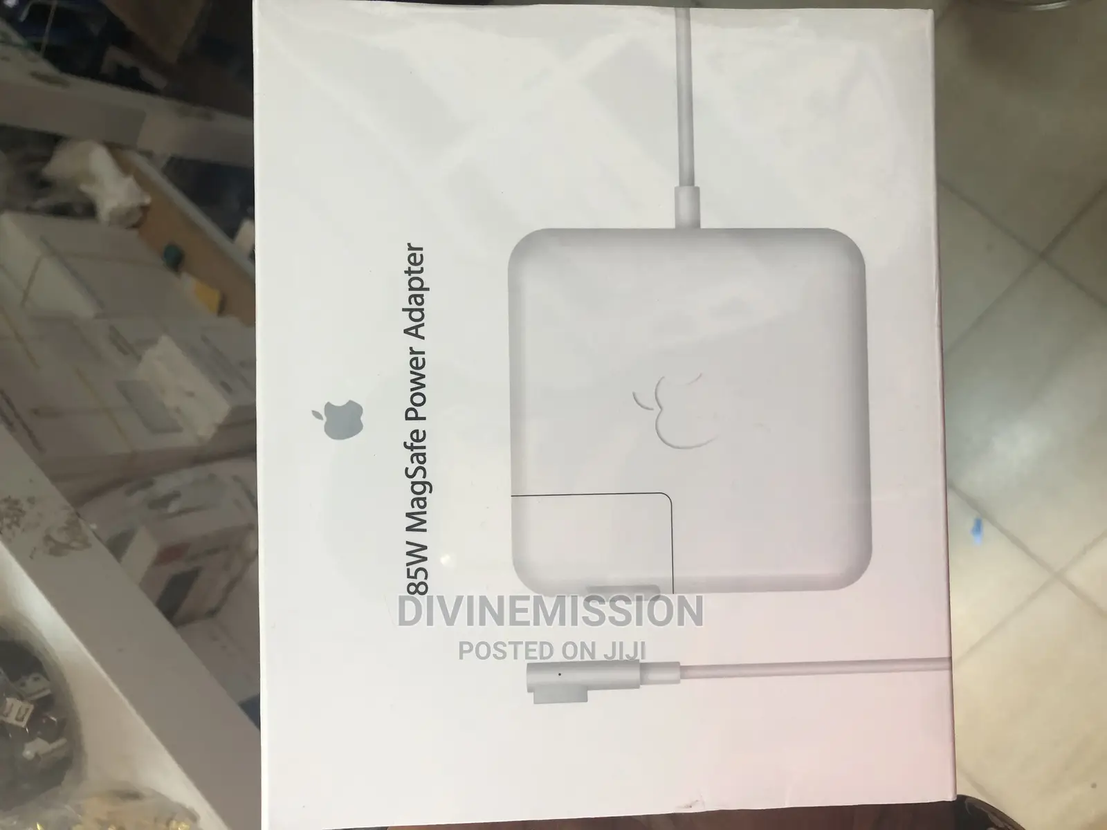 Macbook Air Charger 85w.