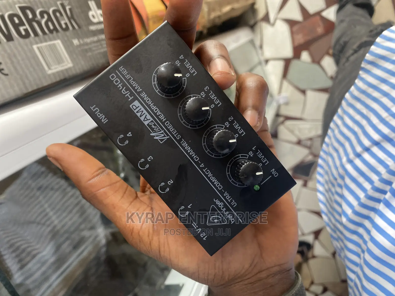 Behringer Ha400 Headset Distributor