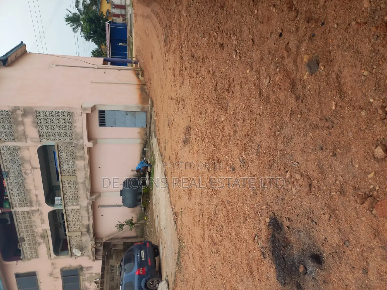 4 Stores, 4 Units of 2bedrooms Self Con. Storey 4 Sale