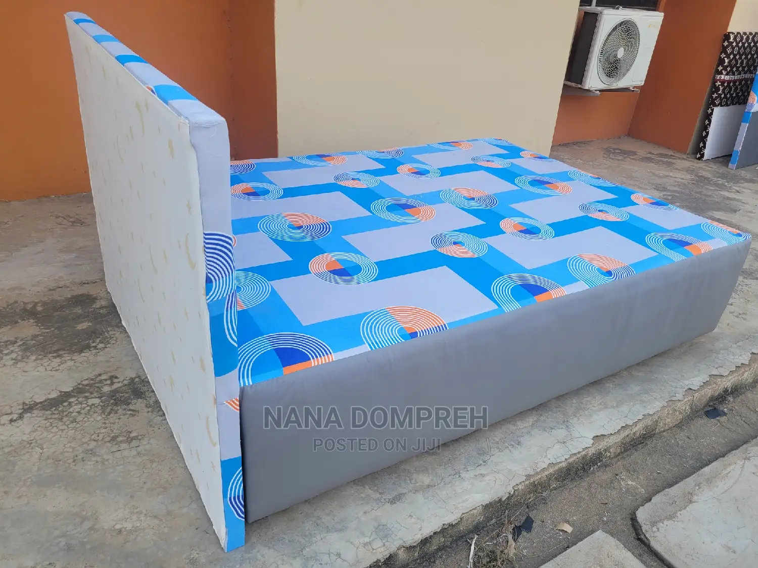 Inbuilt Double Bed