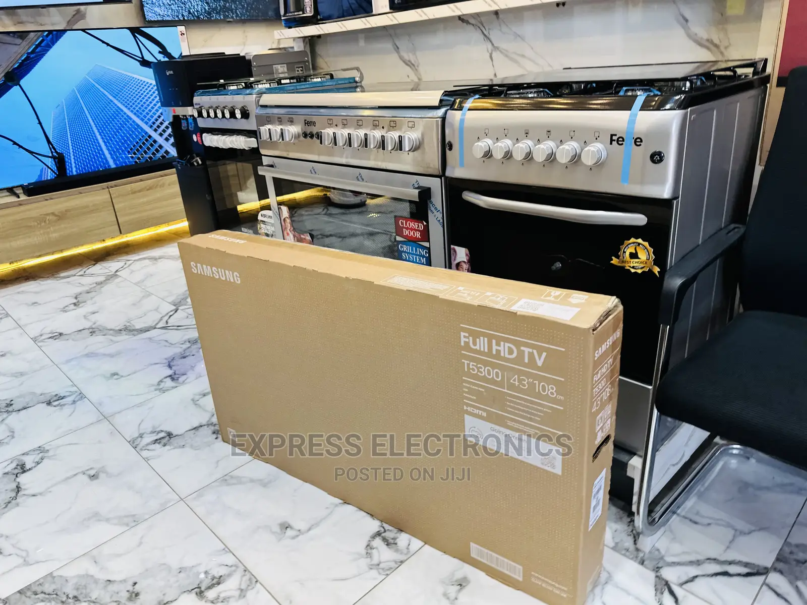 A New Slim Design UHD Smart 43”Cu7172 Samsung Tv