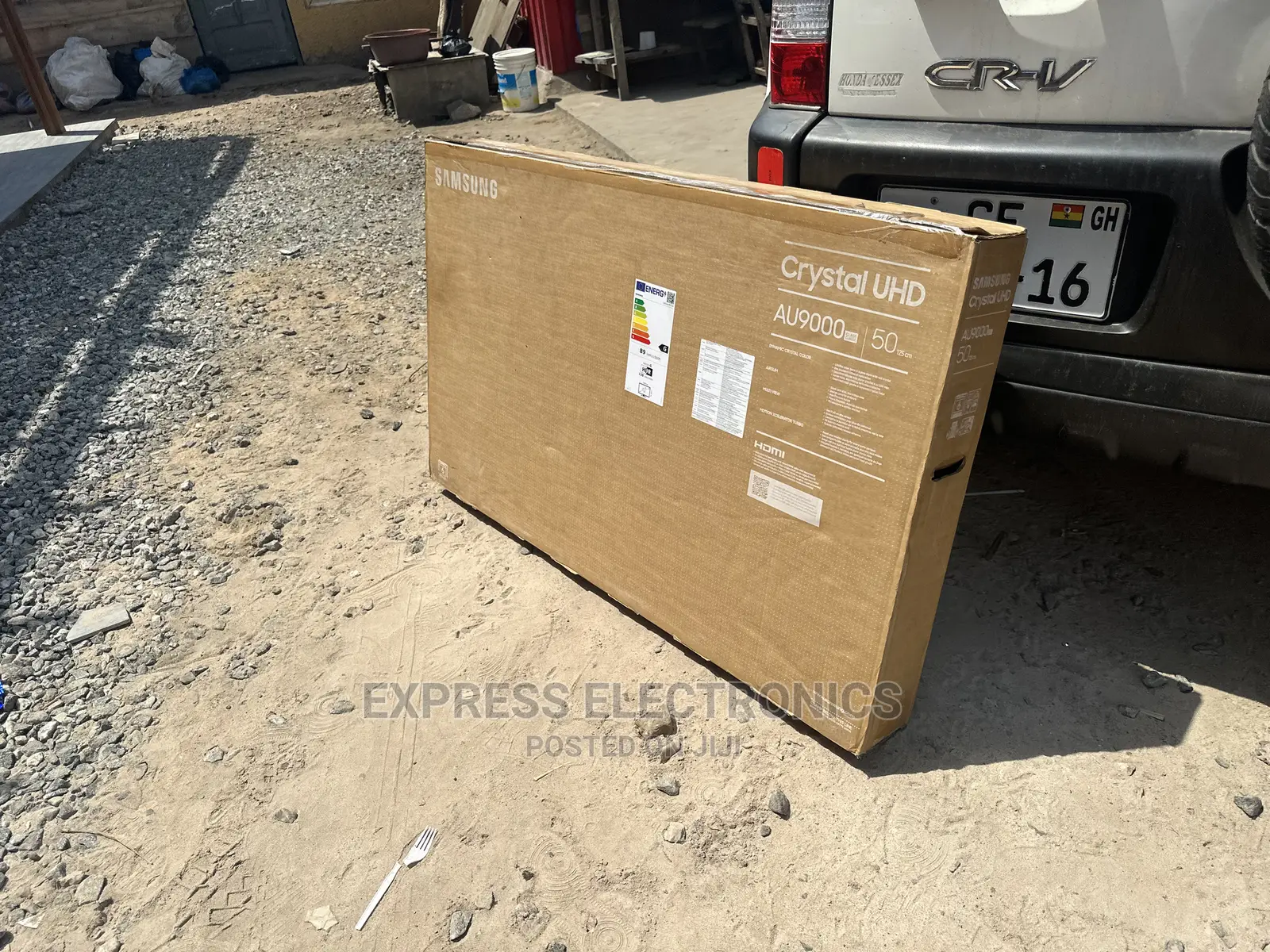 A New Slim Samsung UHD Smart 50”Au9000 Design