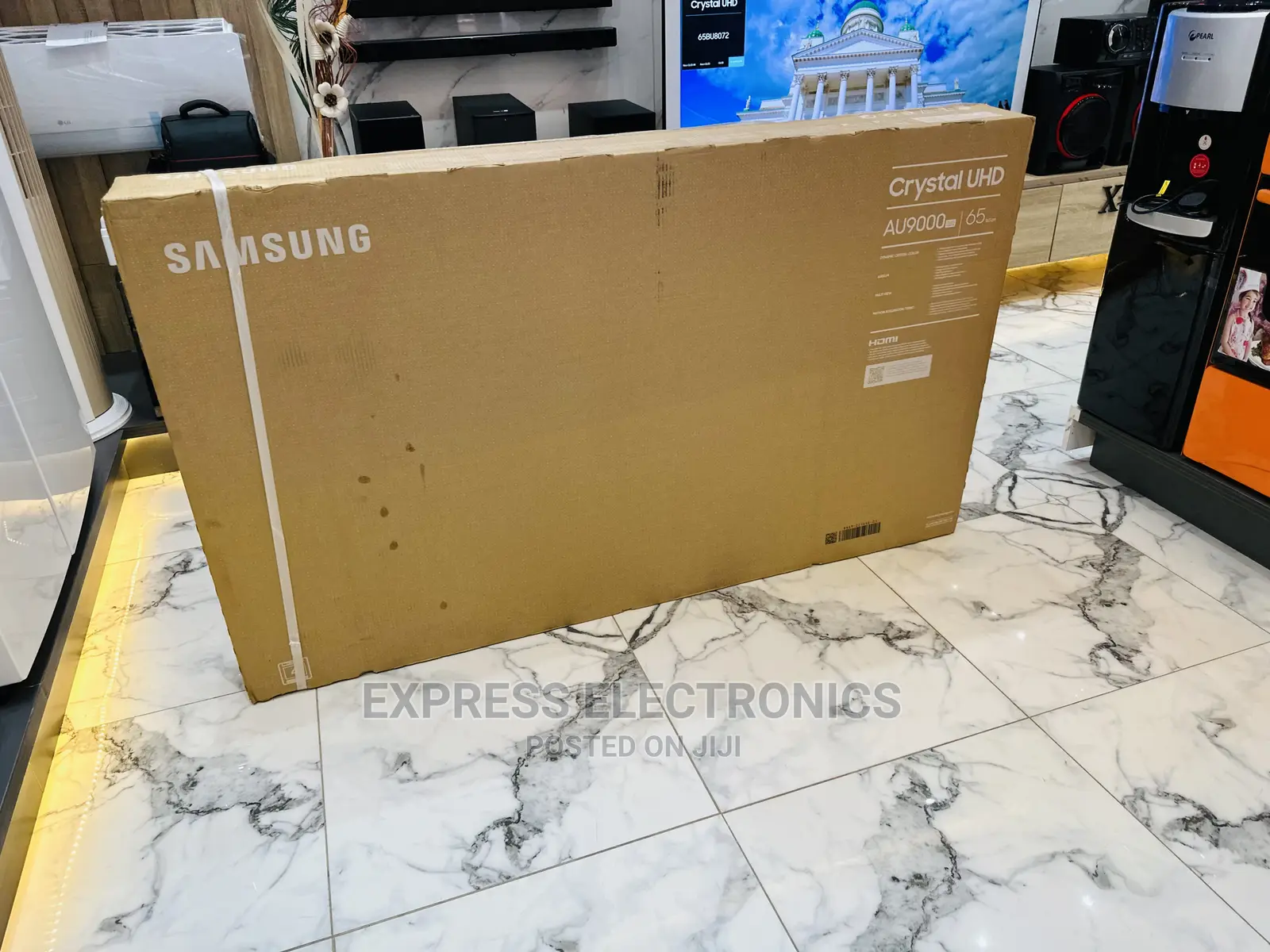 A New Slim Samsung UHD Smart 65”Au7172