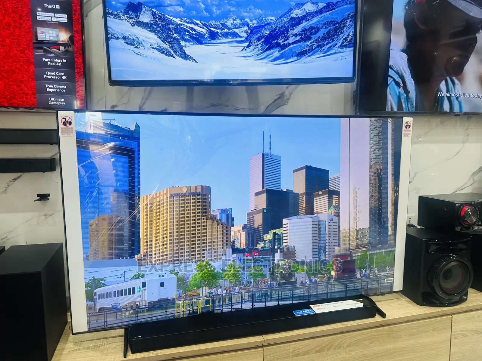 Samsung 85Q60B ((QLED )Smart Glossy Screen  a New Slim