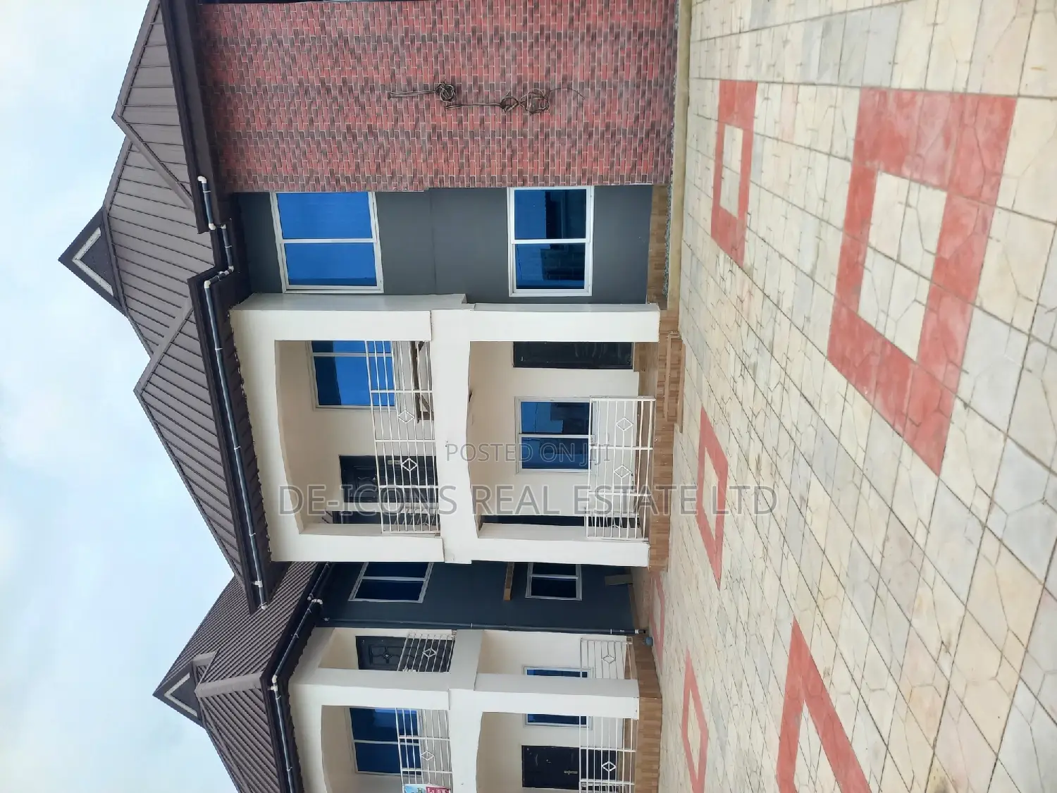 2bdrm Duplex in De-Icons Real Estate, Kasoa for rent