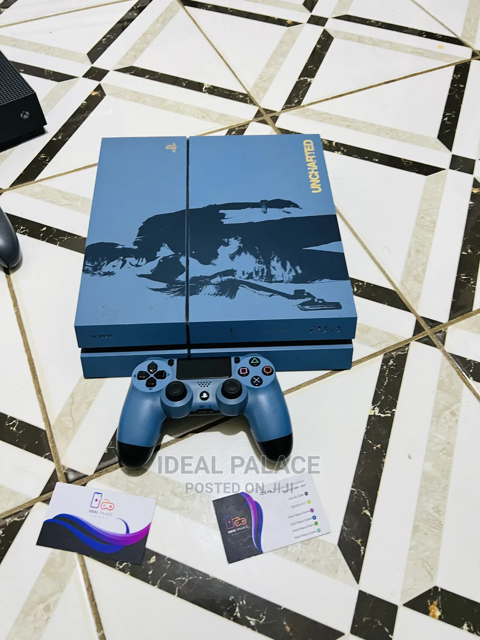 Ps4 Standard Unchanrted Edition
