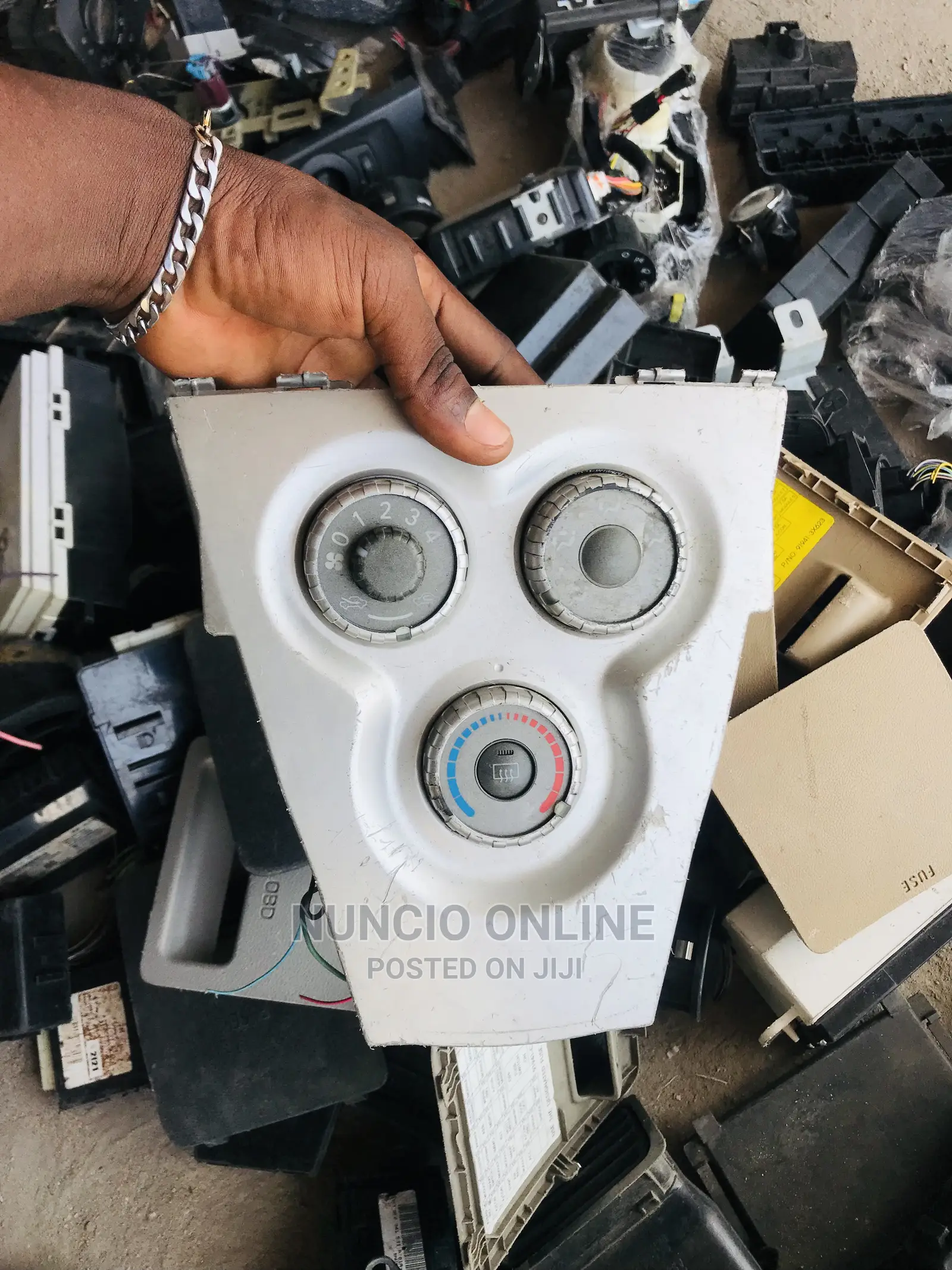 Toyota Yaris 2008 Ac Switch
