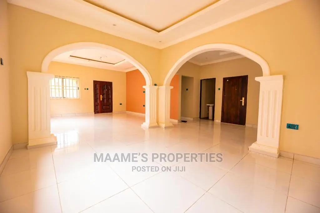 3bdrm House in Maame’S Properties, Oyarifa for sale