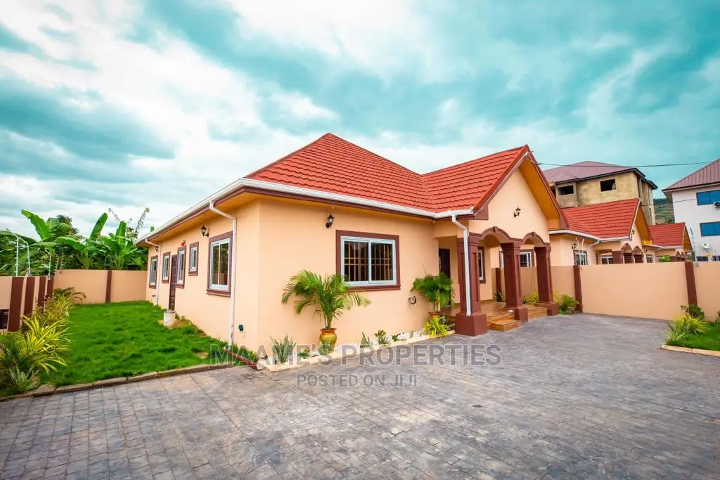 3bdrm House in Maame’S Properties, Oyarifa for sale